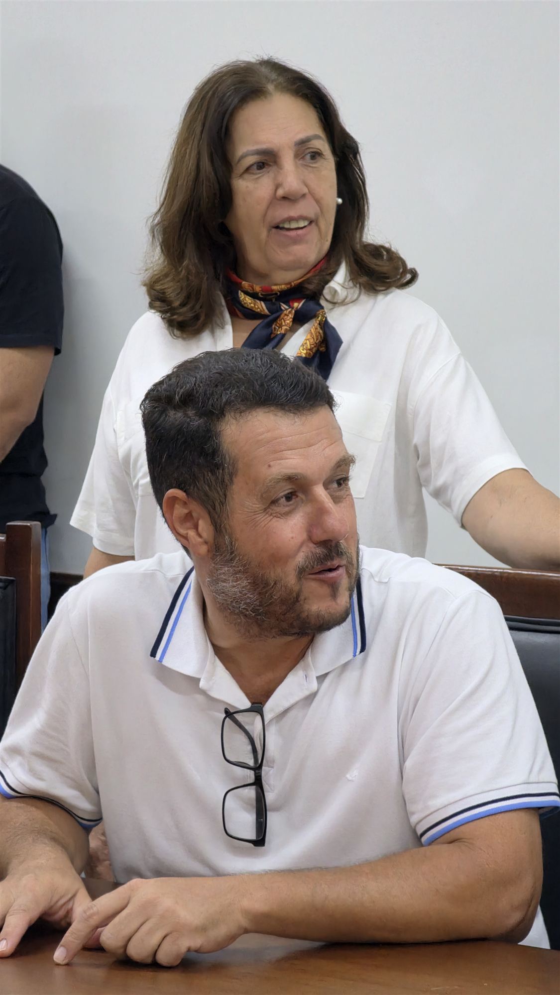 Alunos da escola Ribeiro dos Santos durante visita à Câmara Municipal de Olímpia
